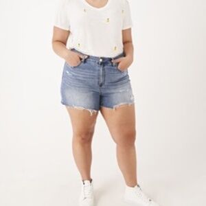 East Adeline Agnes Boyfriend Cut-Off Jean Short - 1X NWT